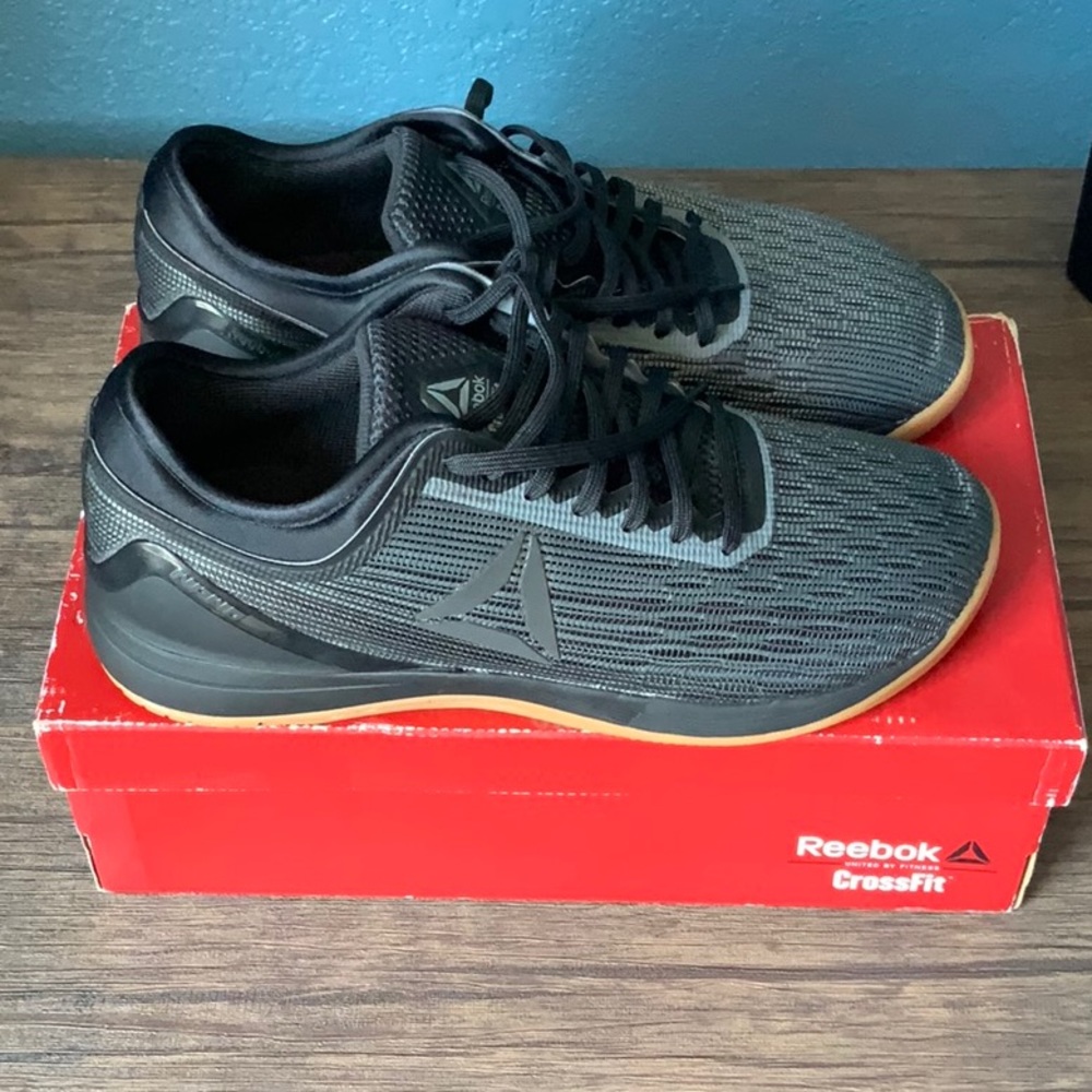 Reebok Nano 8 Black/Gum Crossfit Shoes. (Sz 11M)